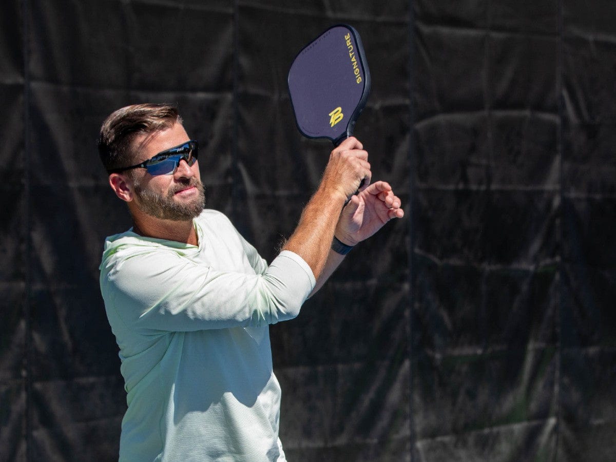 Carbon Fiber vs. Fiberglass Pickleball Paddle